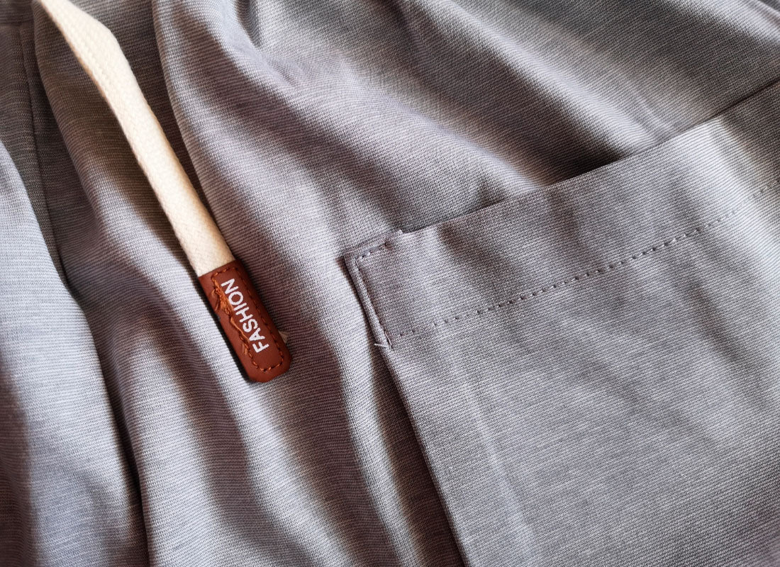 Moda multi talla de estilo urbano para mujeres con curvas.