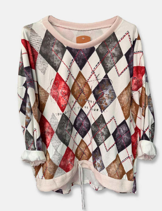 Sudadera con cordón ajustable y estampado de rombos para mujer talla curvy.